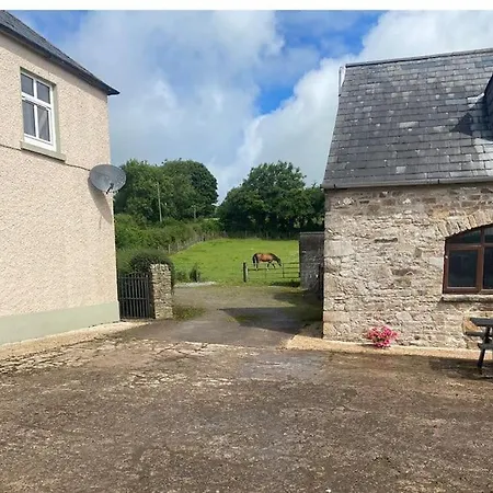 Cosy Restored Irish Farm House With Stables Dom wakacyjny