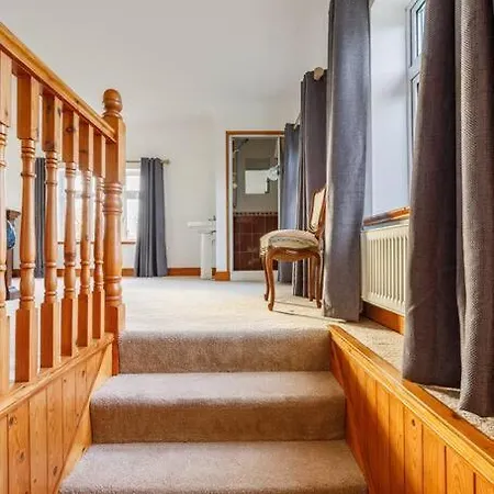 Cosy Restored Irish Farm House With Stables * Limerick Junction