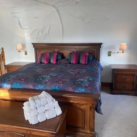 Ferienhaus Cosy Restored Irish Farm House With Stables *